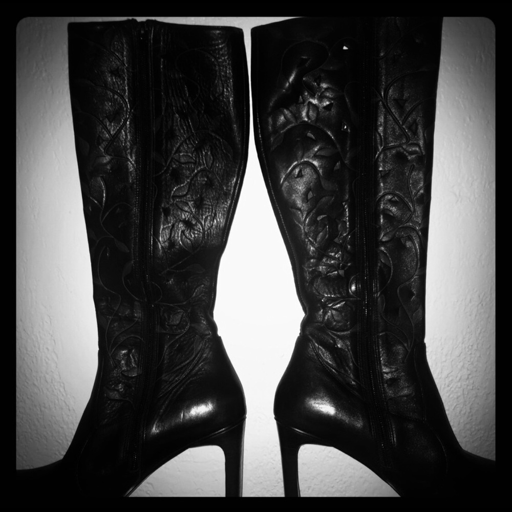 Black Gorgeous boots sz 8.5